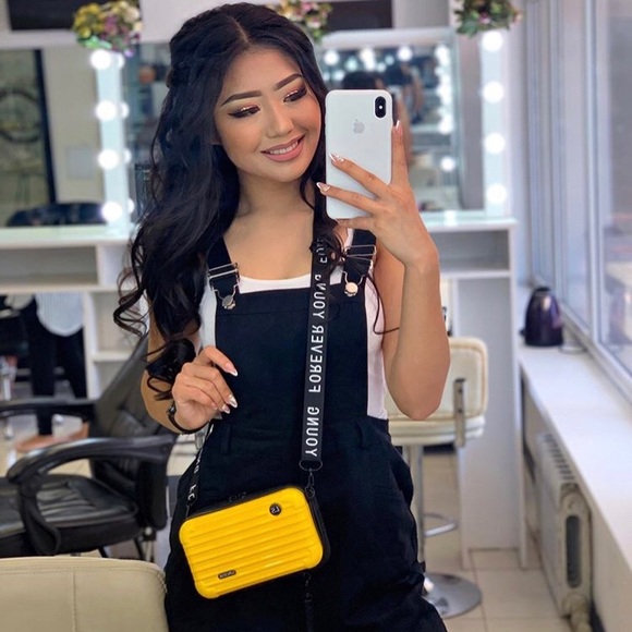 Meet your Posher, Serenity - Picture 2 of 3